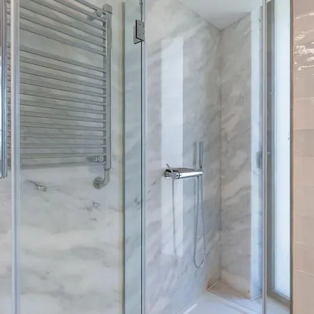 Campolide 2 Bedroom Delight By Innkeeper Апартаменты Лиссабон